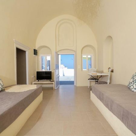 Deltami Santorini Leilighet Pýrgos Eksteriør bilde